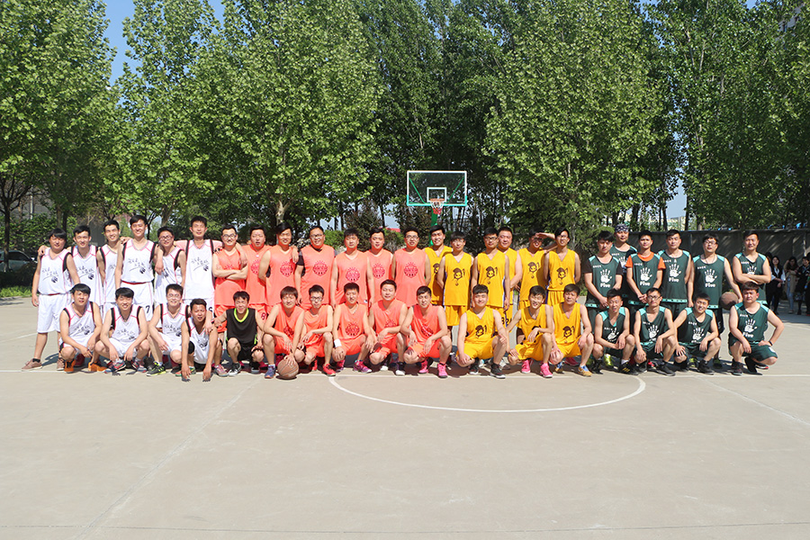 青春無畏，逐夢(mèng)揚(yáng)威！河南青峰屆“創(chuàng)新杯”員工籃球聯(lián)賽首戰(zhàn)圓滿落幕！
